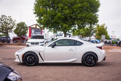 2025 Toyota GR86 Premium   - Photo 4 - Albuquerque, NM 87114