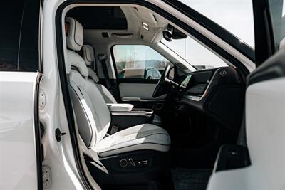 2023 Rivian R1S Adventure   - Photo 114 - Albuquerque, NM 87114