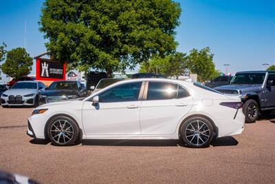 2022 Toyota Camry SE   - Photo 4 - Albuquerque, NM 87114