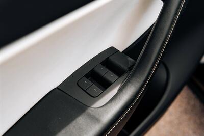 2021 Tesla Model Y Long Range   - Photo 15 - Albuquerque, NM 87114