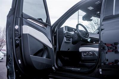 2026 Cadillac Escalade Platinum Sport   - Photo 18 - Albuquerque, NM 87114