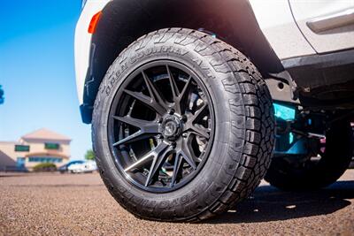 2023 GMC Yukon Denali   - Photo 9 - Albuquerque, NM 87114