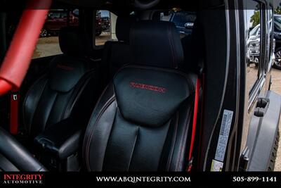 2017 Jeep Wrangler Unlimited Rubicon Recon   - Photo 13 - Albuquerque, NM 87114
