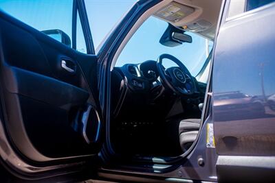 2023 Jeep Renegade Latitude   - Photo 17 - Albuquerque, NM 87114