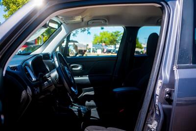 2023 Jeep Renegade Latitude   - Photo 14 - Albuquerque, NM 87114