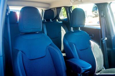 2023 Jeep Renegade Latitude   - Photo 40 - Albuquerque, NM 87114