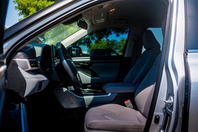 2024 Toyota Highlander LE   - Photo 29 - Albuquerque, NM 87114