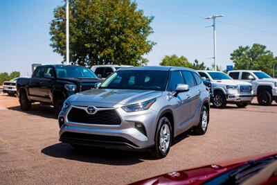 2024 Toyota Highlander LE   - Photo 42 - Albuquerque, NM 87114
