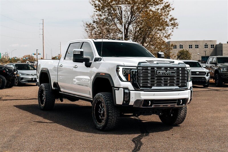 2024 GMC Sierra 2500HD Denali Ultimate  