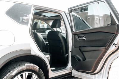 2021 Nissan Rogue SV   - Photo 40 - Albuquerque, NM 87114