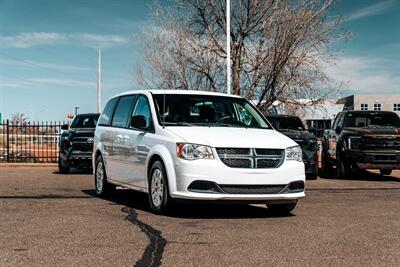 2016 Dodge Grand Caravan SE   - Photo 2 - Albuquerque, NM 87114