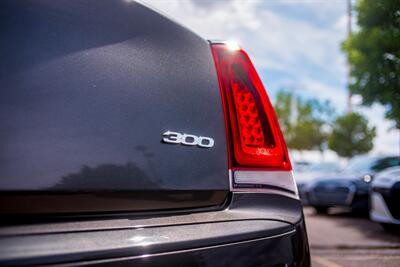 2019 Chrysler 300 Touring   - Photo 10 - Albuquerque, NM 87114