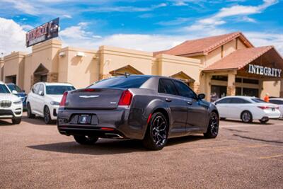 2019 Chrysler 300 Touring   - Photo 7 - Albuquerque, NM 87114
