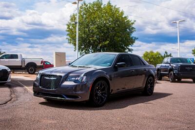 2019 Chrysler 300 Touring   - Photo 3 - Albuquerque, NM 87114