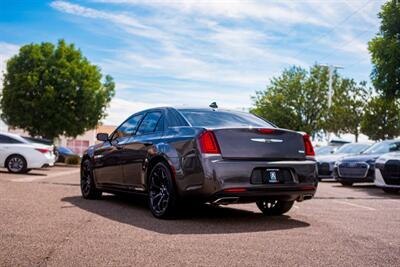 2019 Chrysler 300 Touring   - Photo 5 - Albuquerque, NM 87114