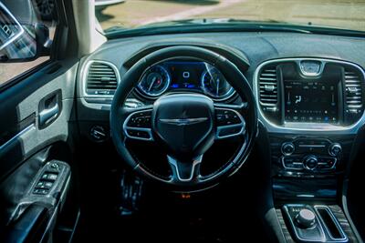 2019 Chrysler 300 Touring   - Photo 23 - Albuquerque, NM 87114