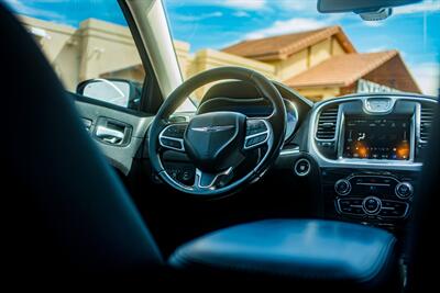 2019 Chrysler 300 Touring   - Photo 24 - Albuquerque, NM 87114