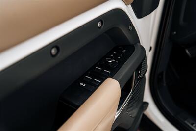 2022 Land Rover Defender X-Dynamic HSE   - Photo 18 - Albuquerque, NM 87114
