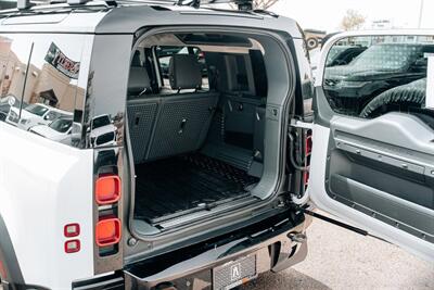 2022 Land Rover Defender X-Dynamic HSE   - Photo 40 - Albuquerque, NM 87114