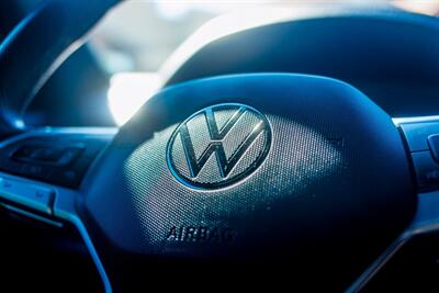 2022 Volkswagen Atlas Cross Sport 3.6L V6 SEL Premium R-Line   - Photo 19 - Albuquerque, NM 87114