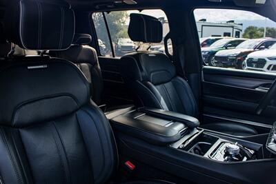 2022 Jeep Grand Wagoneer Series II   - Photo 36 - Albuquerque, NM 87114