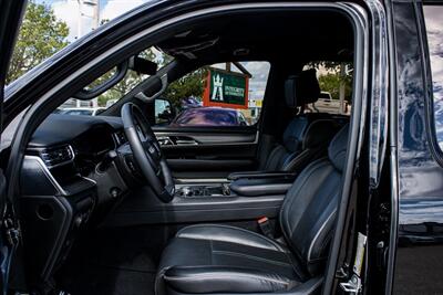 2022 Jeep Grand Wagoneer Series II   - Photo 11 - Albuquerque, NM 87114