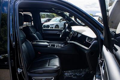 2022 Jeep Grand Wagoneer Series II   - Photo 72 - Albuquerque, NM 87114