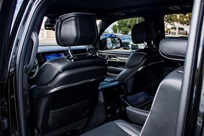 2022 Jeep Grand Wagoneer Series II   - Photo 60 - Albuquerque, NM 87114