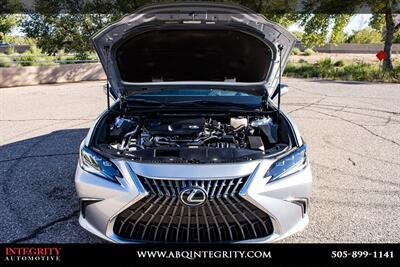 2024 Lexus 300h Luxury   - Photo 26 - Albuquerque, NM 87114