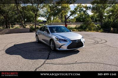 2024 Lexus 300h Luxury   - Photo 1 - Albuquerque, NM 87114