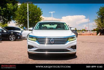 2022 Volkswagen Passat 2.0T SE   - Photo 2 - Albuquerque, NM 87114