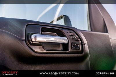 2022 GMC Sierra 3500HD Denali   - Photo 17 - Albuquerque, NM 87114