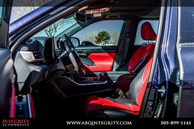 2023 Toyota Highlander XSE   - Photo 14 - Albuquerque, NM 87114