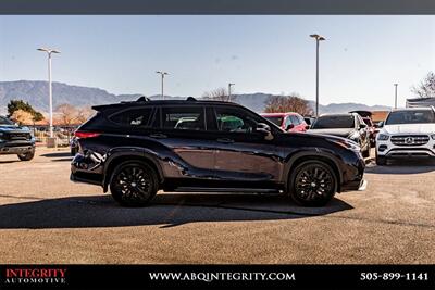 2023 Toyota Highlander XSE   - Photo 8 - Albuquerque, NM 87114