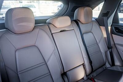 2019 Porsche Cayenne   - Photo 127 - Albuquerque, NM 87114