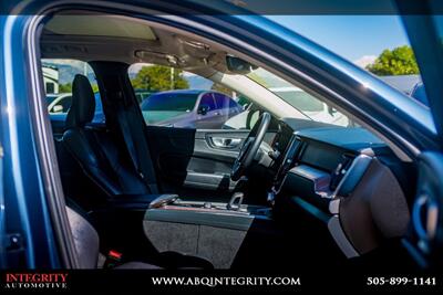 2024 Volvo XC60 B5 Plus Dark Theme   - Photo 35 - Albuquerque, NM 87114