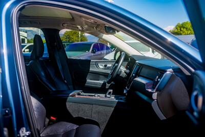 2024 Volvo XC60 B5 Plus Dark Theme   - Photo 74 - Albuquerque, NM 87114