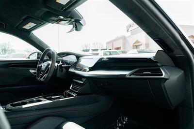 2022 Audi RS e-tron GT Base quattro   - Photo 103 - Albuquerque, NM 87114