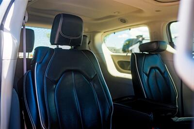 2023 Chrysler Pacifica Limited   - Photo 75 - Albuquerque, NM 87114