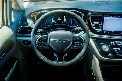 2023 Chrysler Pacifica Limited   - Photo 82 - Albuquerque, NM 87114