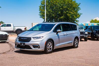 2023 Chrysler Pacifica Limited   - Photo 3 - Albuquerque, NM 87114