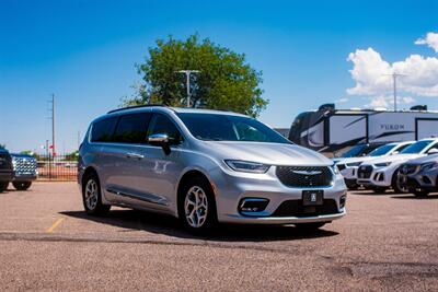 2023 Chrysler Pacifica Limited   - Photo 42 - Albuquerque, NM 87114