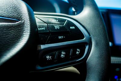2023 Chrysler Pacifica Limited   - Photo 67 - Albuquerque, NM 87114