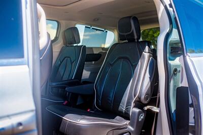 2023 Chrysler Pacifica Limited   - Photo 29 - Albuquerque, NM 87114