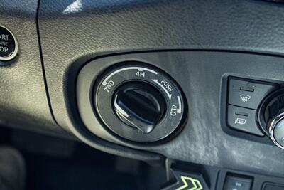 2023 Nissan Frontier PRO-4X   - Photo 24 - Albuquerque, NM 87114