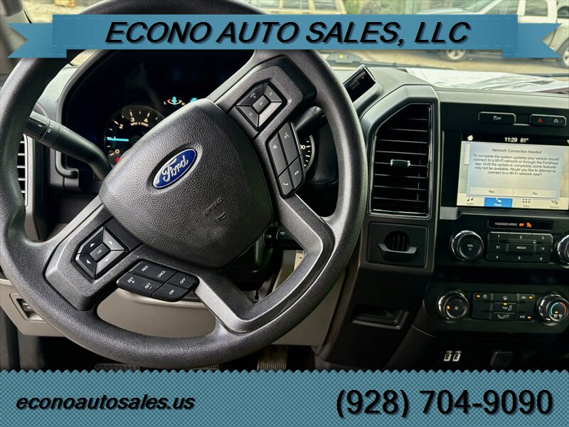 2019 Ford F-150 XLT photo 2