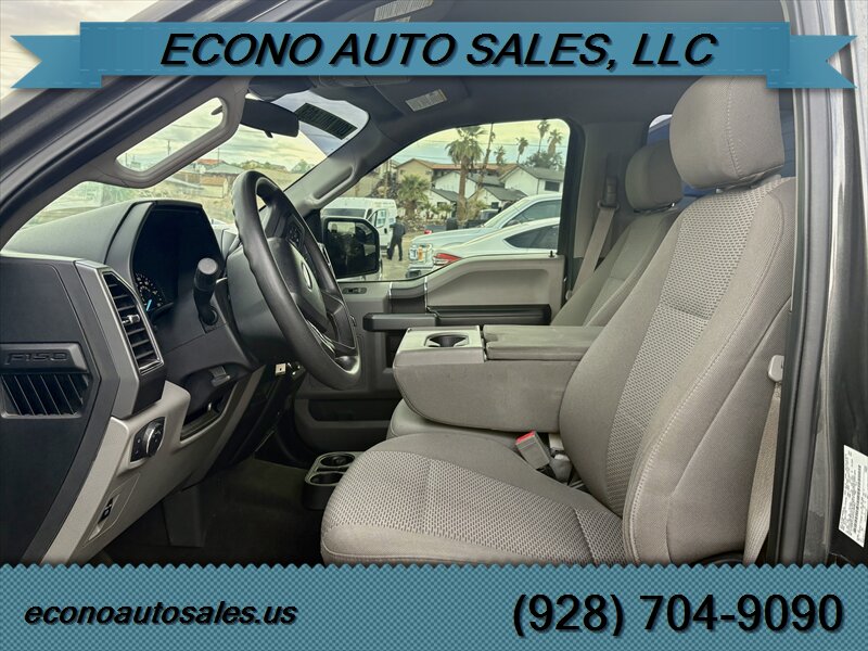 2019 Ford F-150 XLT photo 3