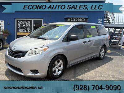 2011 Toyota Sienna Base 7-Passenger   - Photo 2 - Bullhead City, AZ 86442