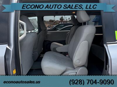 2011 Toyota Sienna Base 7-Passenger   - Photo 4 - Bullhead City, AZ 86442