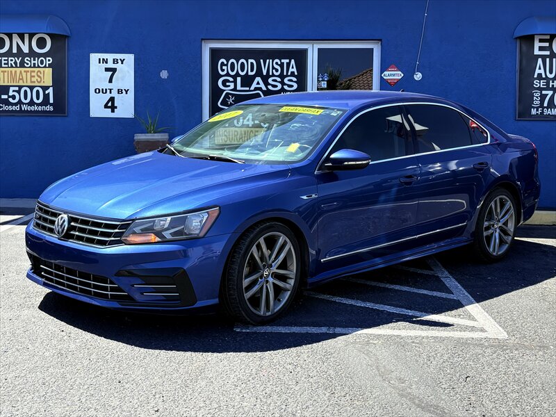 2017 Volkswagen Passat 1.8T R-Line  